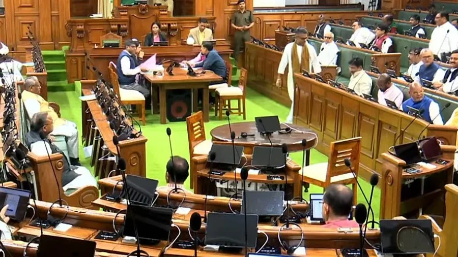 Bihar Assembly Chaos Over Student Protest