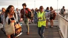 Cap Ferret Wildfire Forces Mass Evacuation of Peninsula