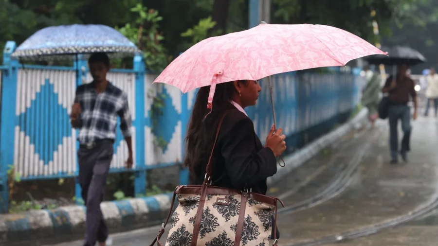 IMD Heavy Rain Warning South Bengal July 27