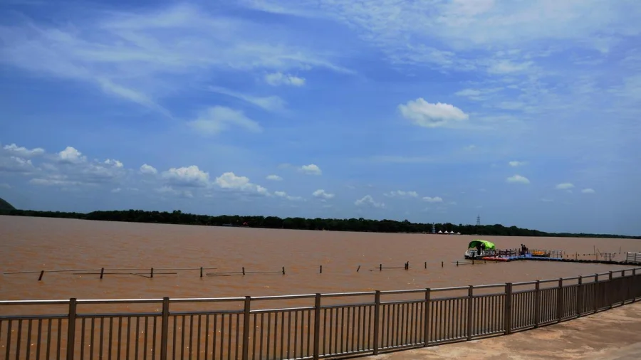 Andhra Water Conservation Minister Issues Delta Warning