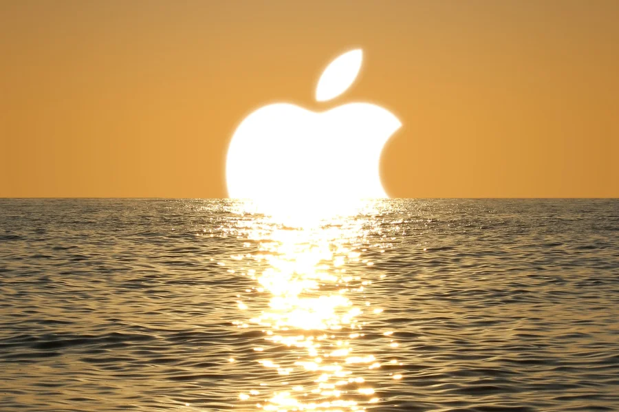 Apple Next CEO Must Restore Jobs-Era Product Culture