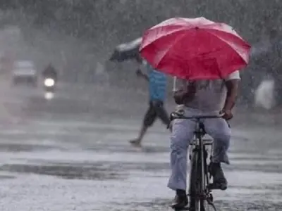 UP में बारिश से राहत 40 जिलों में यलो अलर्ट जारी