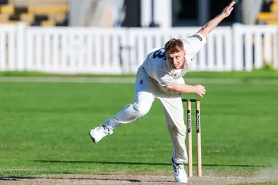Joey Evison Joins Sussex in County Cricket Move