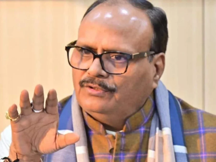 अखिलेश यादव पर ब्रजेश पाठक का करारा पलटवार