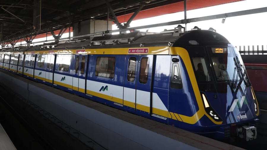 Metro 1 Short-Loop Trains Ease Andheri-Ghatkopar Rush