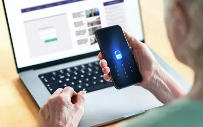 Coldcard Hack Report Sparks Bitcoin ETF Inflow Fears