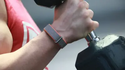Garmin Cirqa vs Fitbit Air $100 Gap Warning